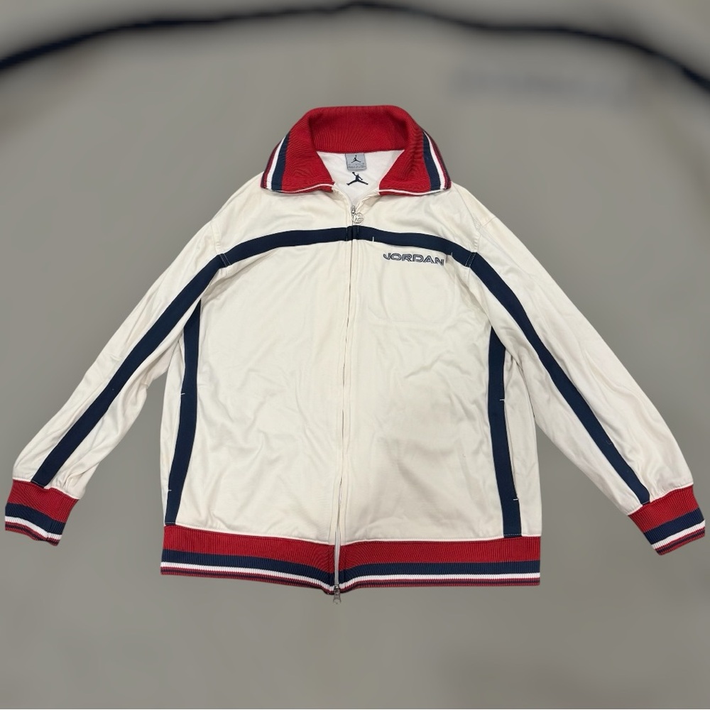 Vintage Air Jordan full-zip warm-up jacket men’s sz Large beige/navy track